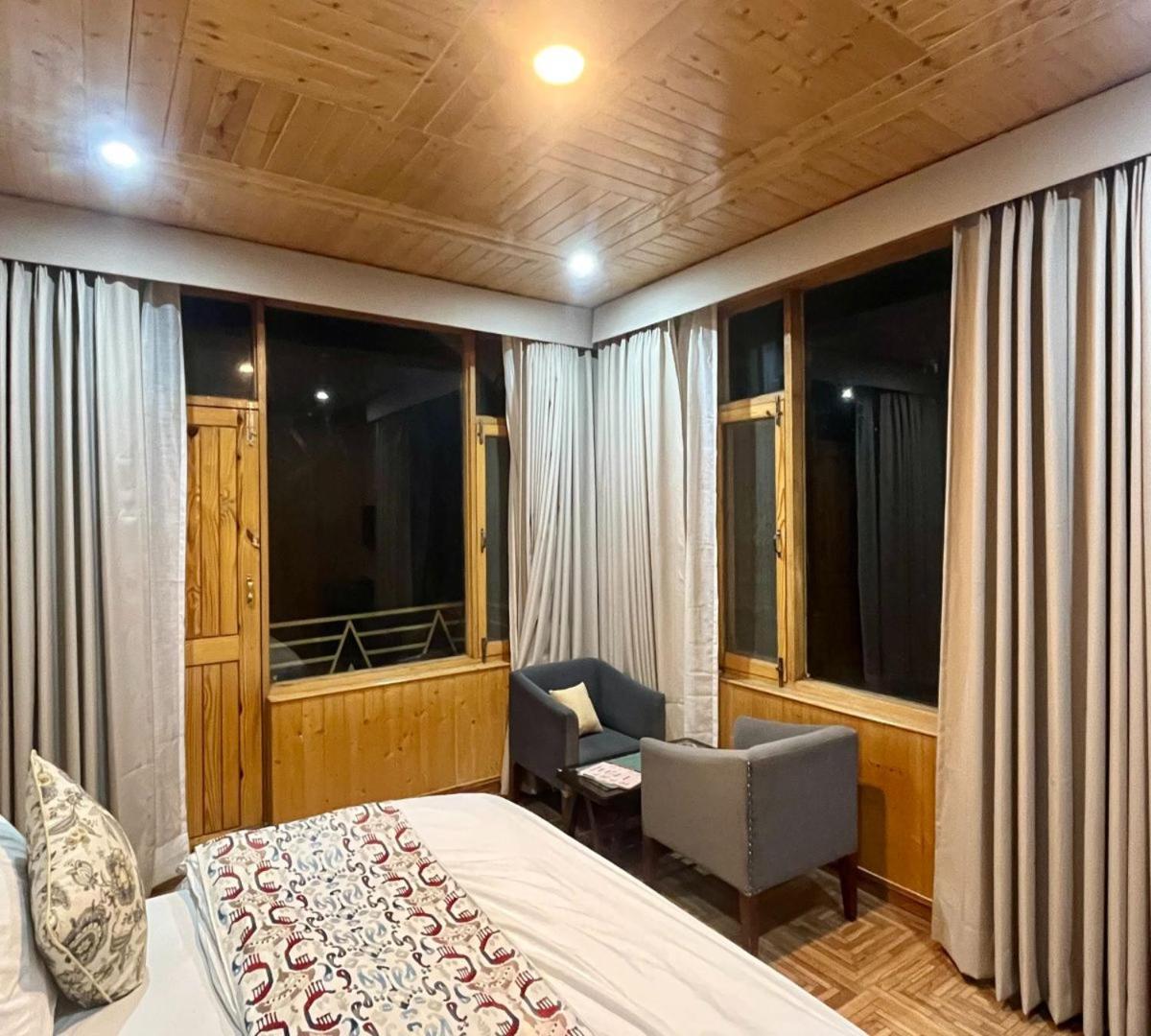 Snow Range Resort And Cottage Vashist Εξωτερικό φωτογραφία